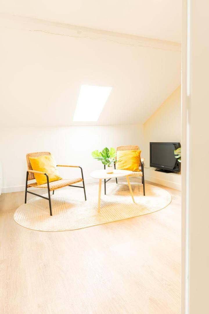 Duplex Confortable En Centre Avec 2 Chambres Châlons-en-Champagne Eksteriør bilde