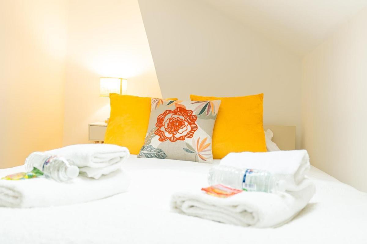 Duplex Confortable En Centre Avec 2 Chambres Châlons-en-Champagne Eksteriør bilde