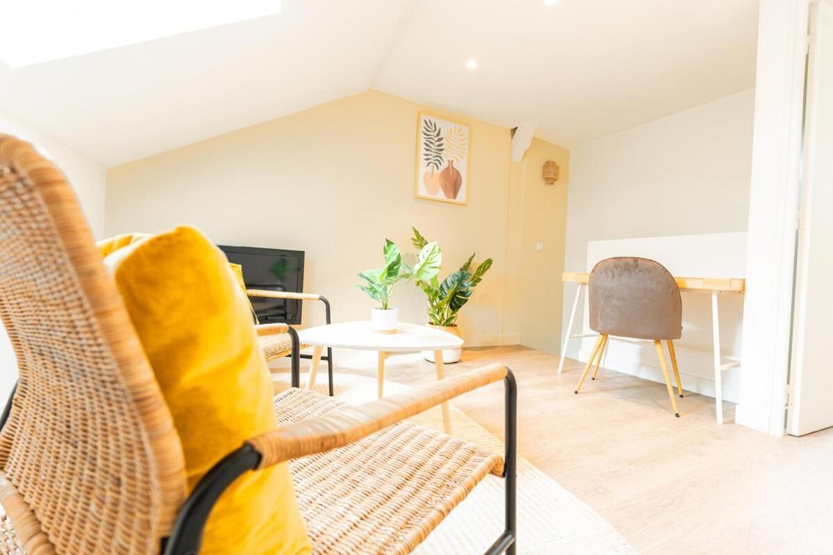 Duplex Confortable En Centre Avec 2 Chambres Châlons-en-Champagne Eksteriør bilde