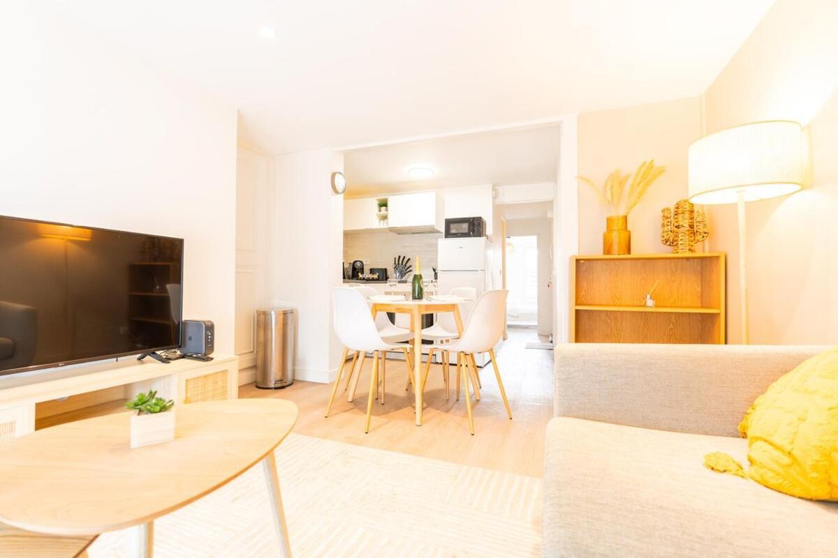 Duplex Confortable En Centre Avec 2 Chambres Châlons-en-Champagne Eksteriør bilde